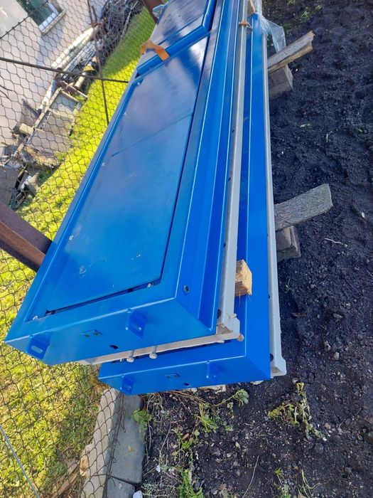 Podnośnik nożycowy najazd