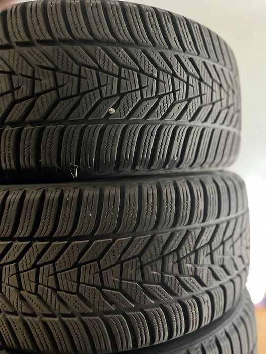 225/40r18 Hankook зима комплект 22г