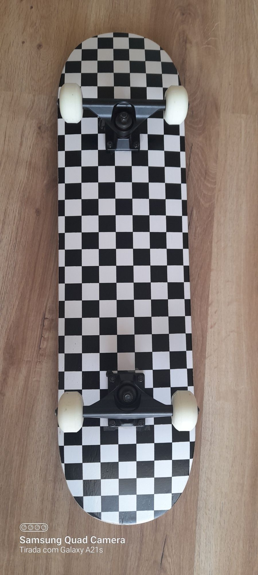 Vendo Skateboard novo