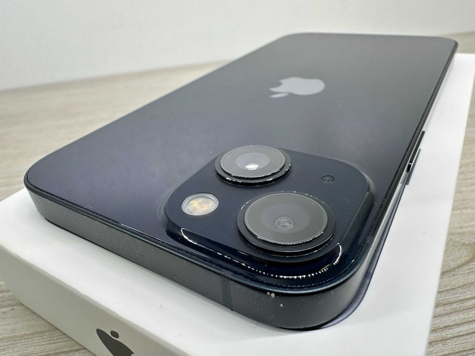 Smartfon Apple iPhone 13 4 GB / 128 GB 5G