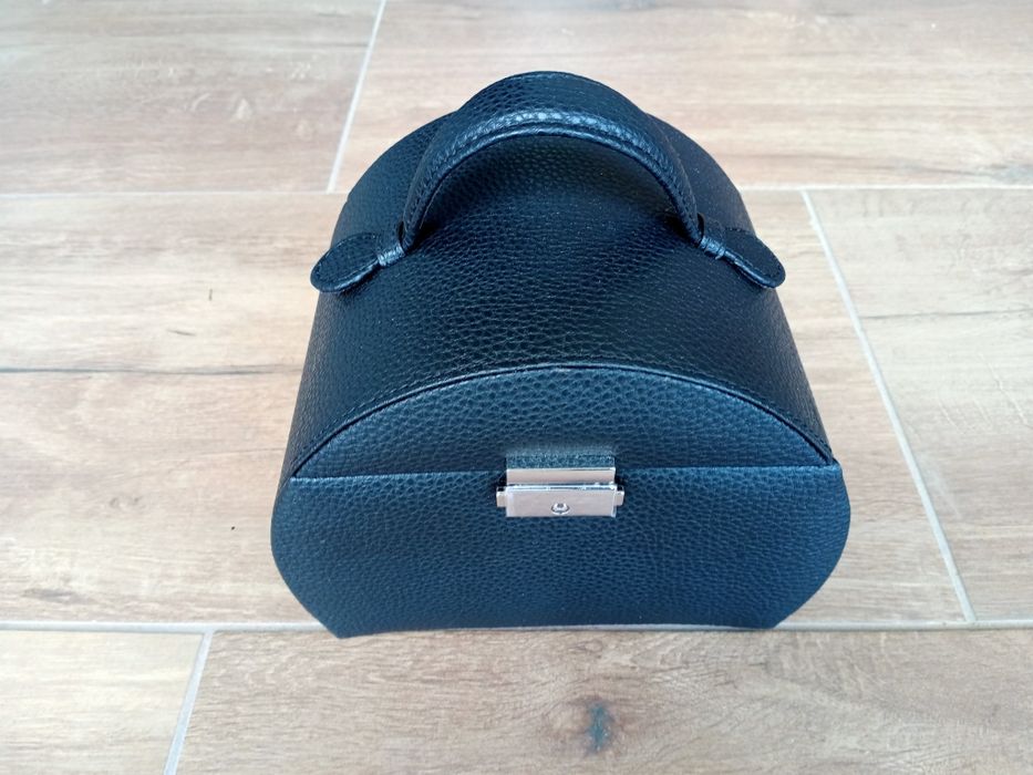 Kuferek na biżuterię esmara