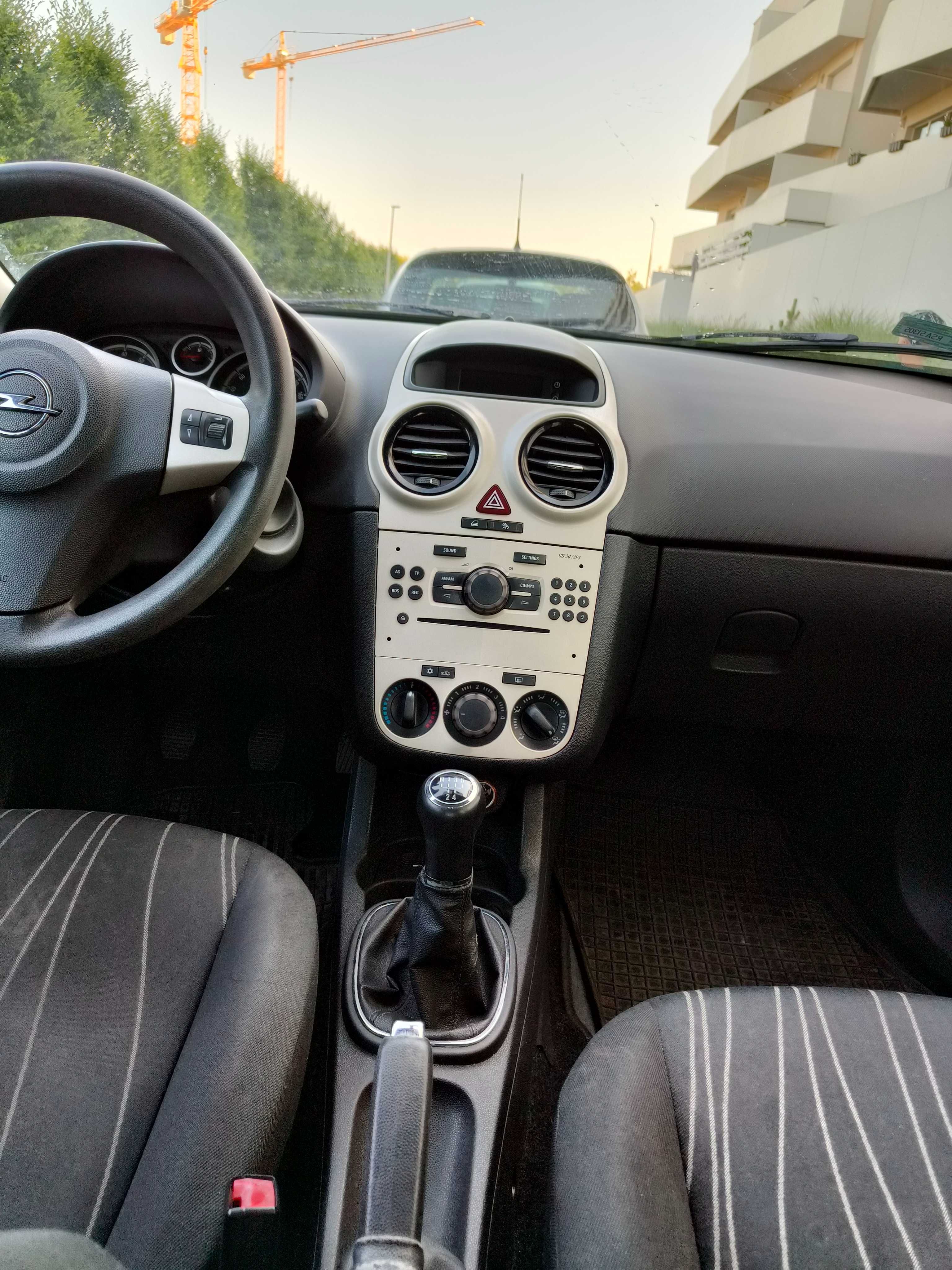 Opel Corsa 1,2 2007 rok