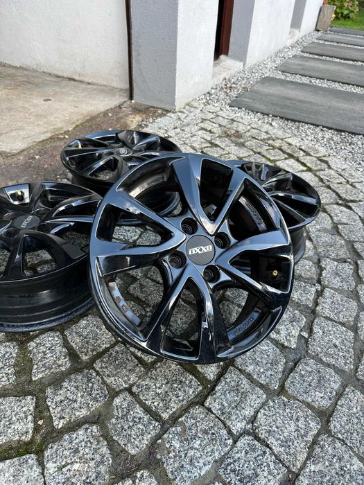 Felgi Aluminiowe 15 Yaris Baleno Rio C1 Mazda 2 4x100 ET40 Aygo