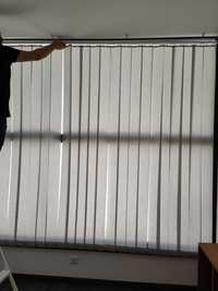 Cortinas verticais laminadas