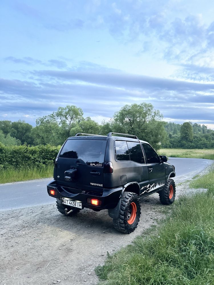 Nissan Terrano 2