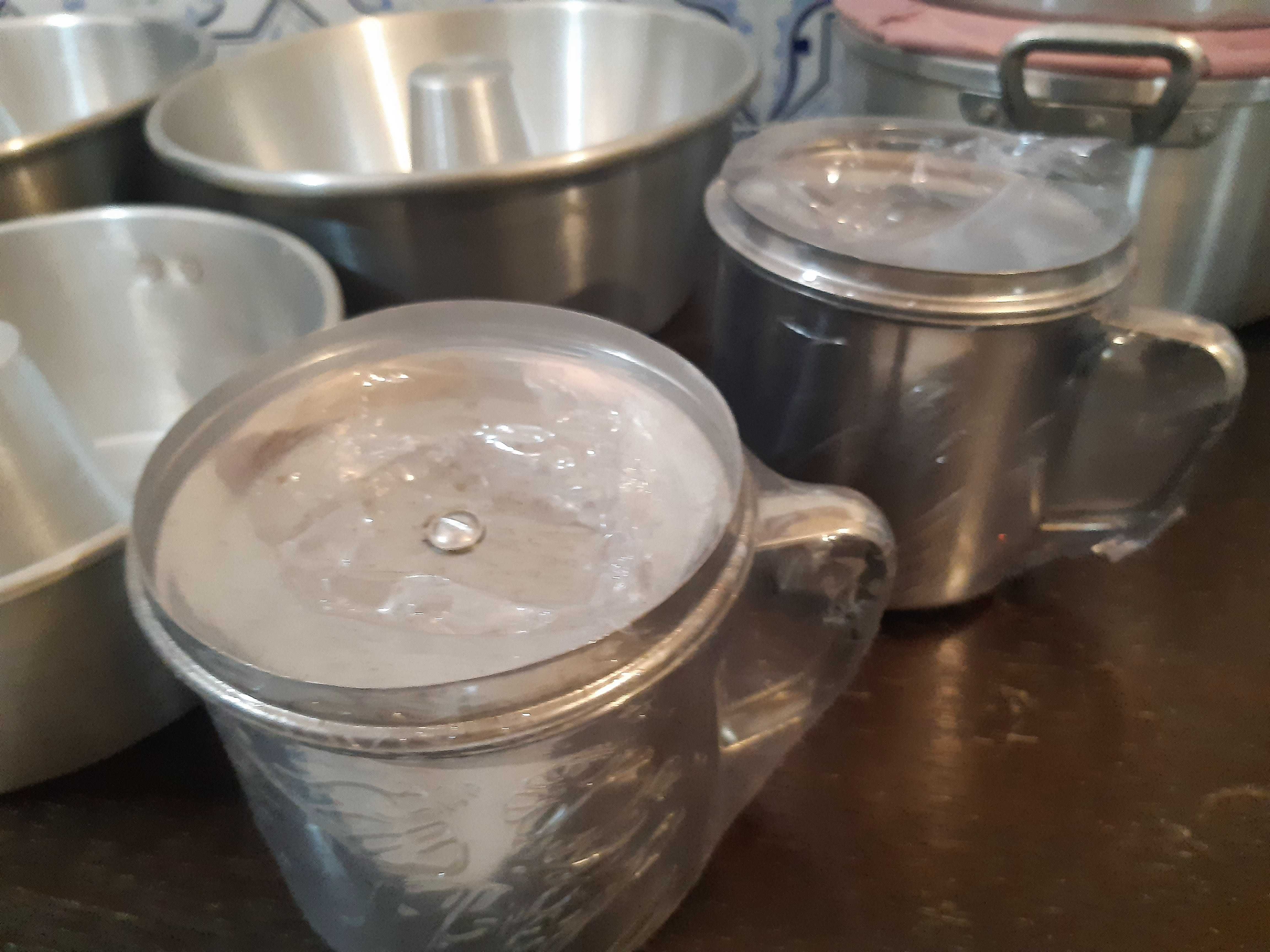 Conjunto 3 formas+chaleira+2panelas+2cafeteiras+2copos,aluminio, novos