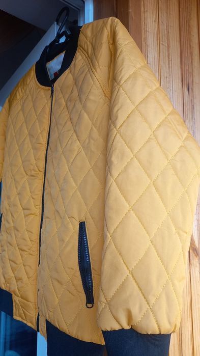 Продам куртку бомпер