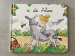 Livro A de Alice da coleção Salvat