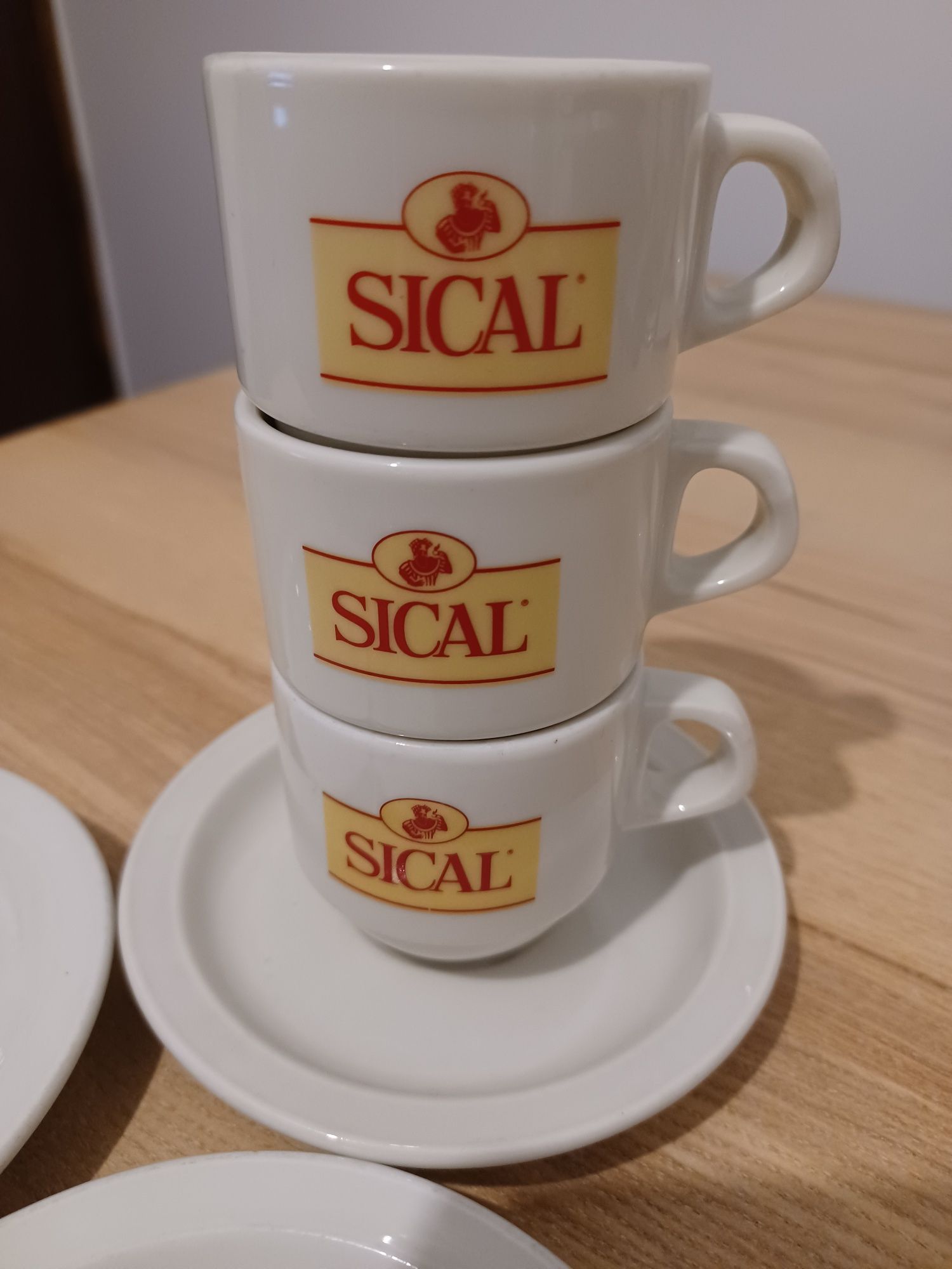 Conjunto de 3 Chávenas Sical (café) - em bom estado
