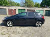 Opel Astra Opel Astra J 2011r. 1.4 T LPG