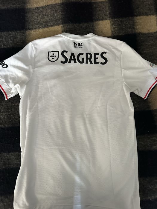 Camisolas Oficiais Sport Lisboa e Benfica (SLB)