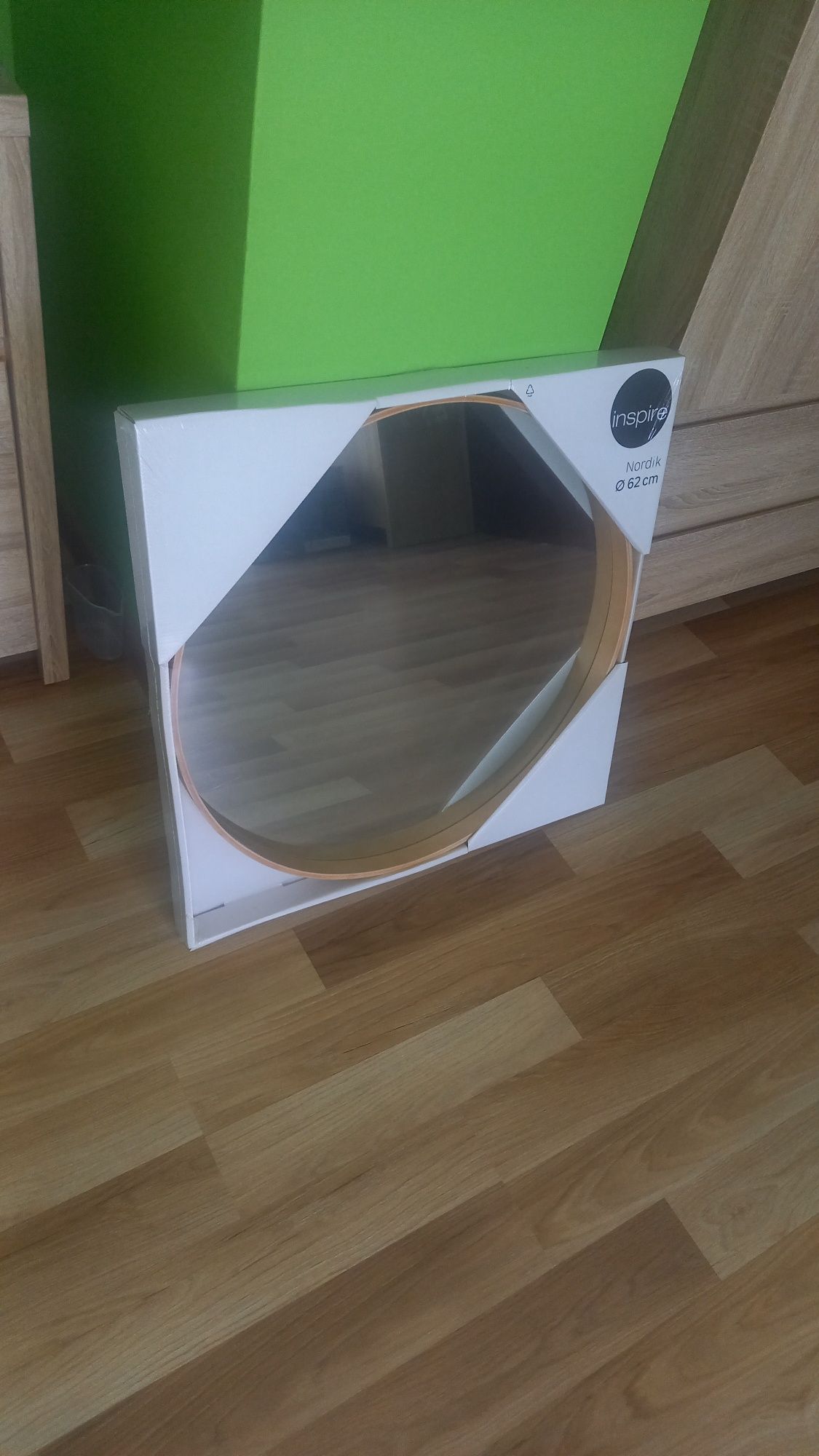 Lustro Inspire 62 cm.