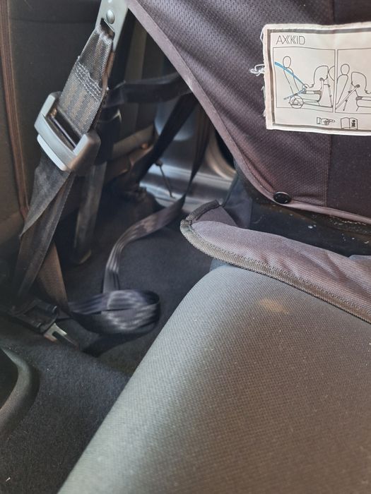 Cadeira auto Azkid 0 aos 25 kg