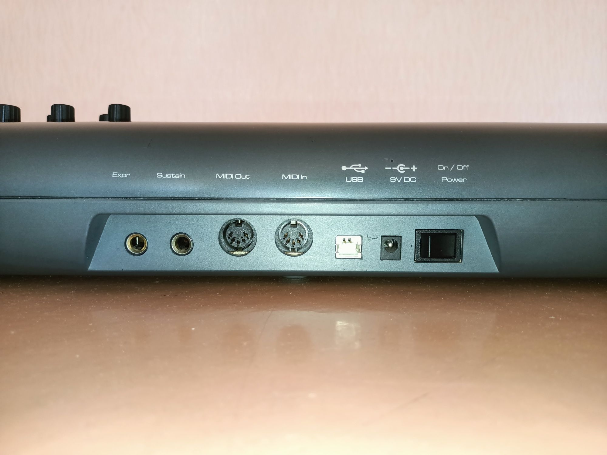 Midi клавиатура M-audio axiom mk2 61