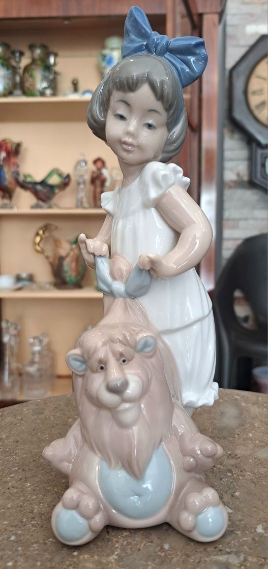 Figura menina Nao by ladro