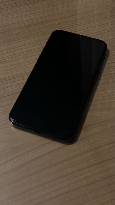 Iphone 11 pro 64gb з коробкою + чохол