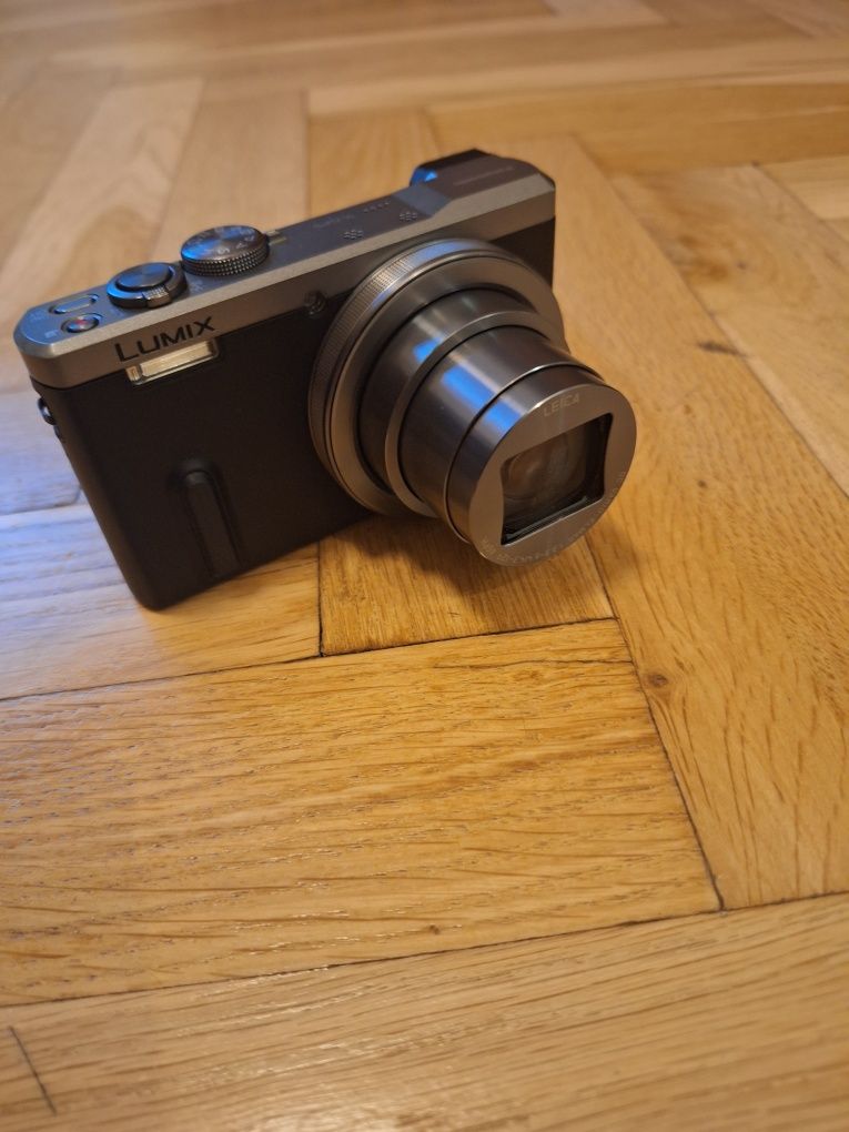 Aparat Panasonic Lumix DMC-TZ60 z WiFi i GPS