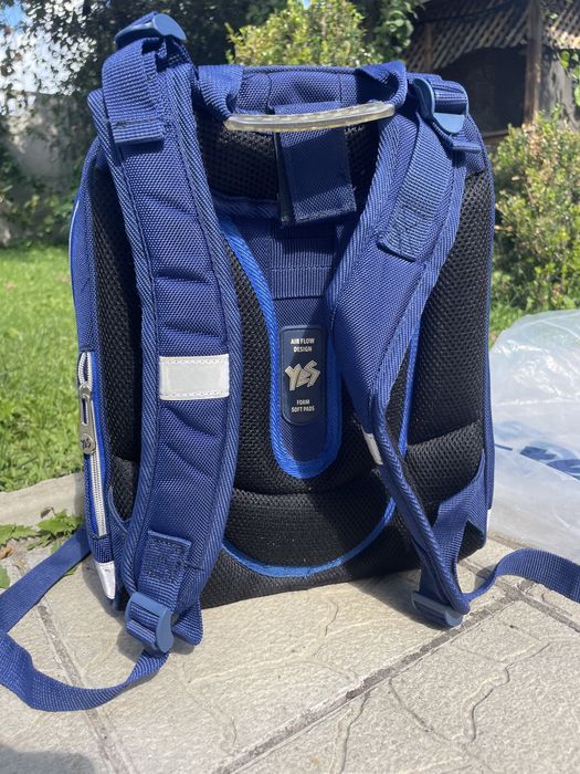 Школьный каркасный  рюкзак Yes