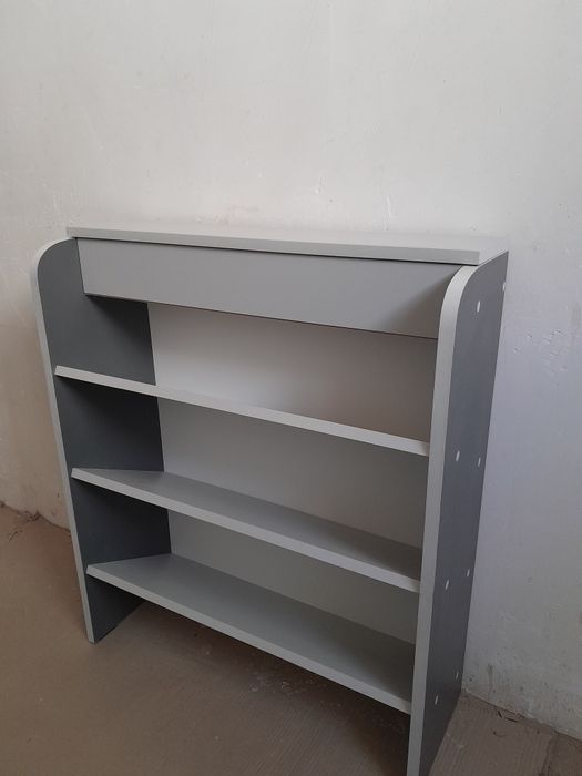 Продам новую обувницу