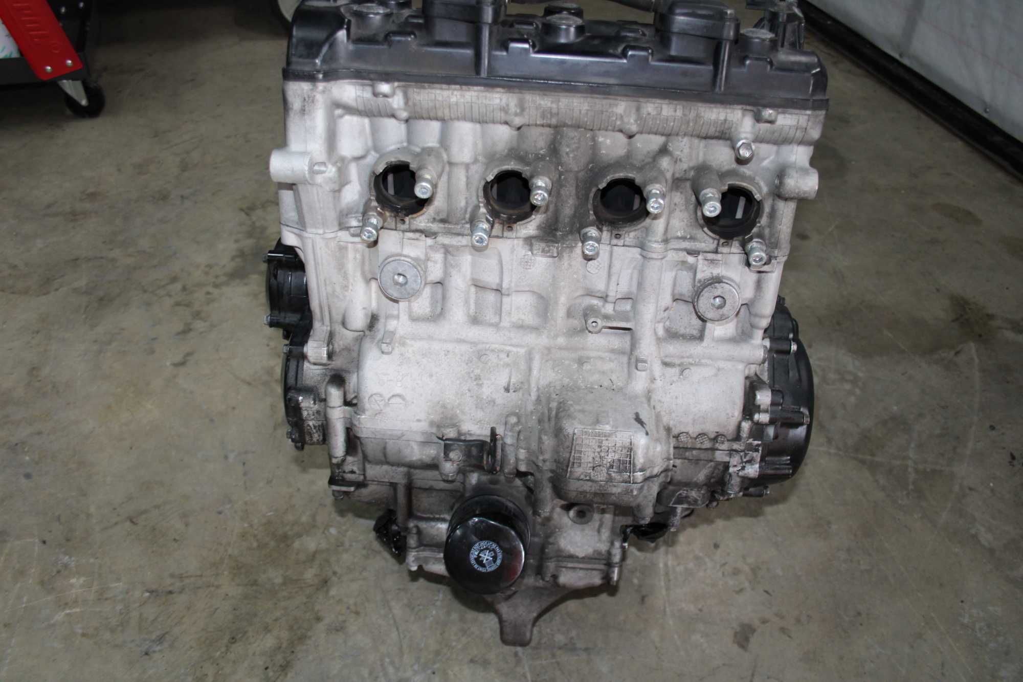 Silnik Skrzynia Biegów KPL. Suzuki GSXR 1000 K5 K6 05-06 * 34.702km *