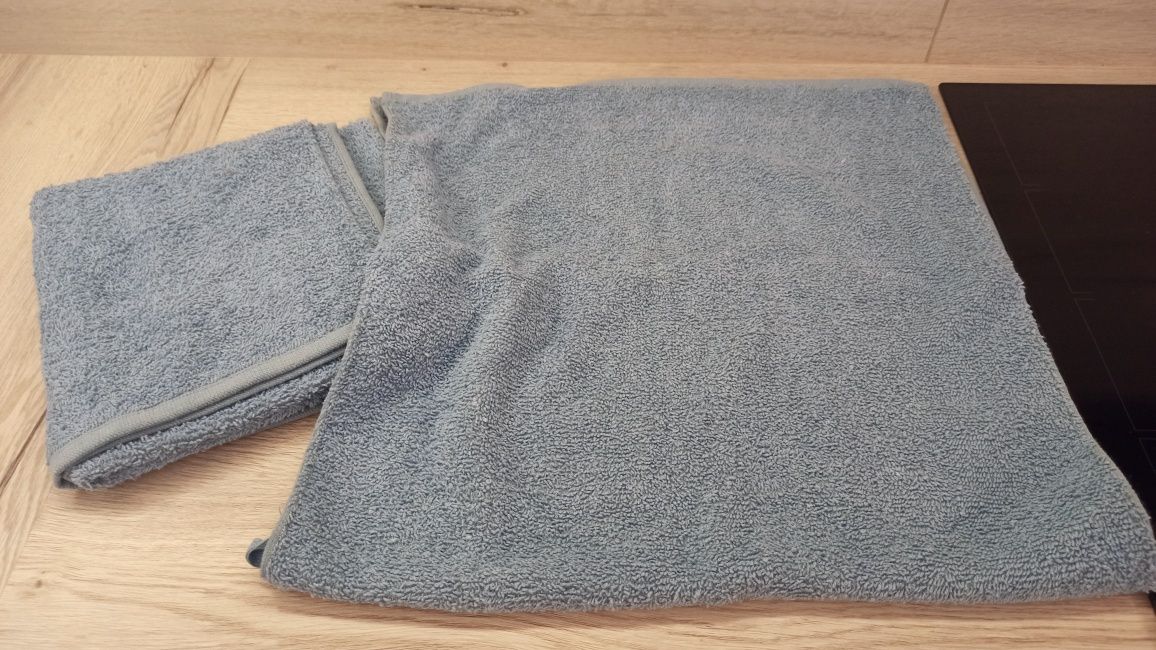 Nowe 2 ręczniki Daisy 50x100cm frotte 100% bawełny gat l