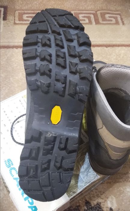 Трекинговые ботинки Scarpa Barun GTX, 38 размер. Состояние новых.