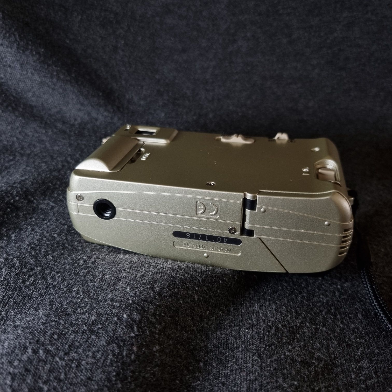Aparat analogowy Nikon Nuvis 200 – bardzo dobry stan