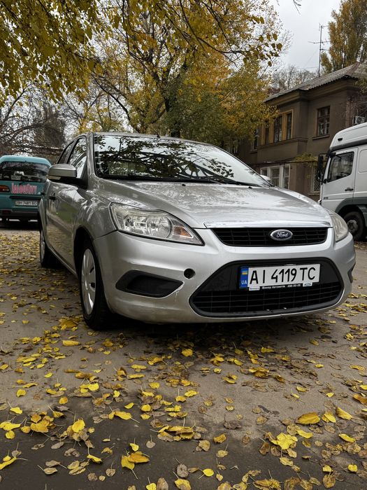 Продам обслженый Ford Focus 2010 года 1.3л Газ-бензин Механика