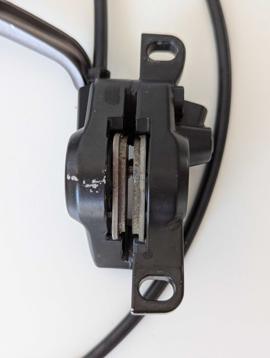 Kit Travões Shimano MT400 Frente e Trás com Discos 203 (e Adaptadores)