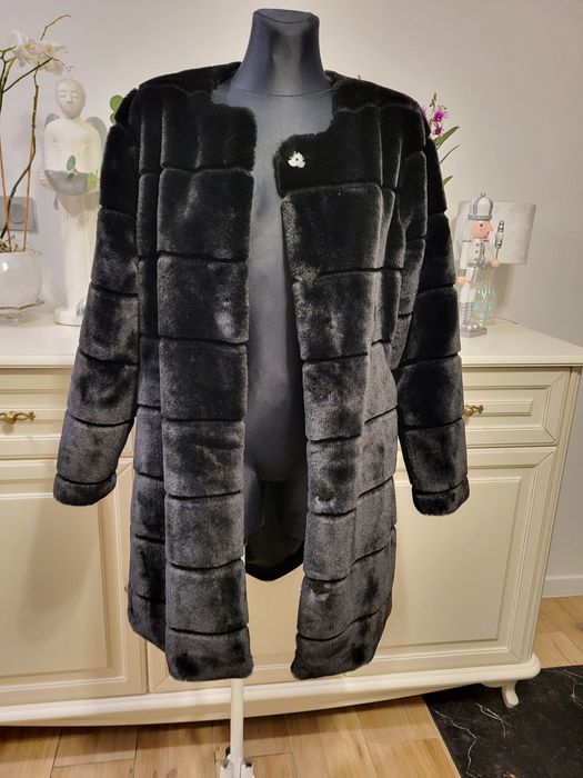 Futerko płaszczyk Reserved 44 czarne