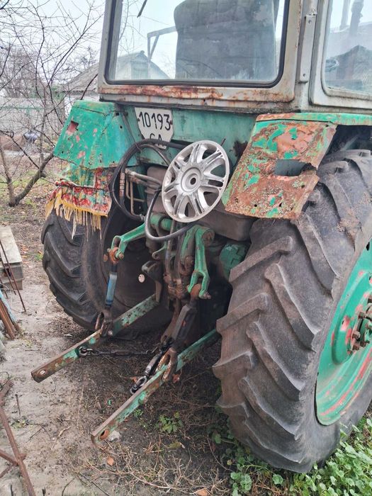 Продам трактор юмз