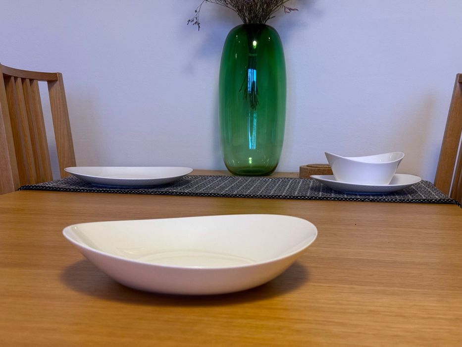 Zastawa stołowa IKEA SKYN na 12 osób - porcelana kostna/bone china