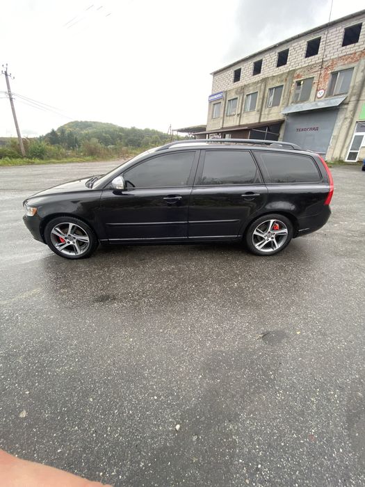 Продам Volvo v50 1.6