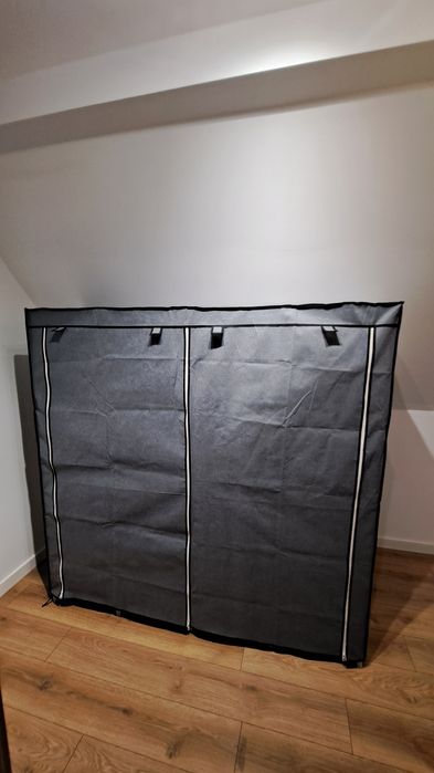 Szafa ubraniowa materiałowa nowa
