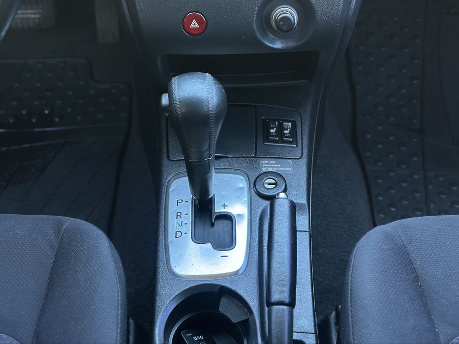 Mitsubishi Outlander 2006 року,2.4 бензин,автомат,повний привід,275т.к