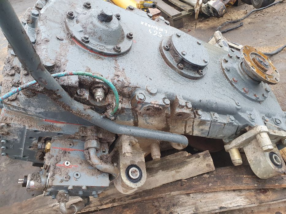 ładowarka liebherr L 564 skrzynia biegów ZF 3AVG 310