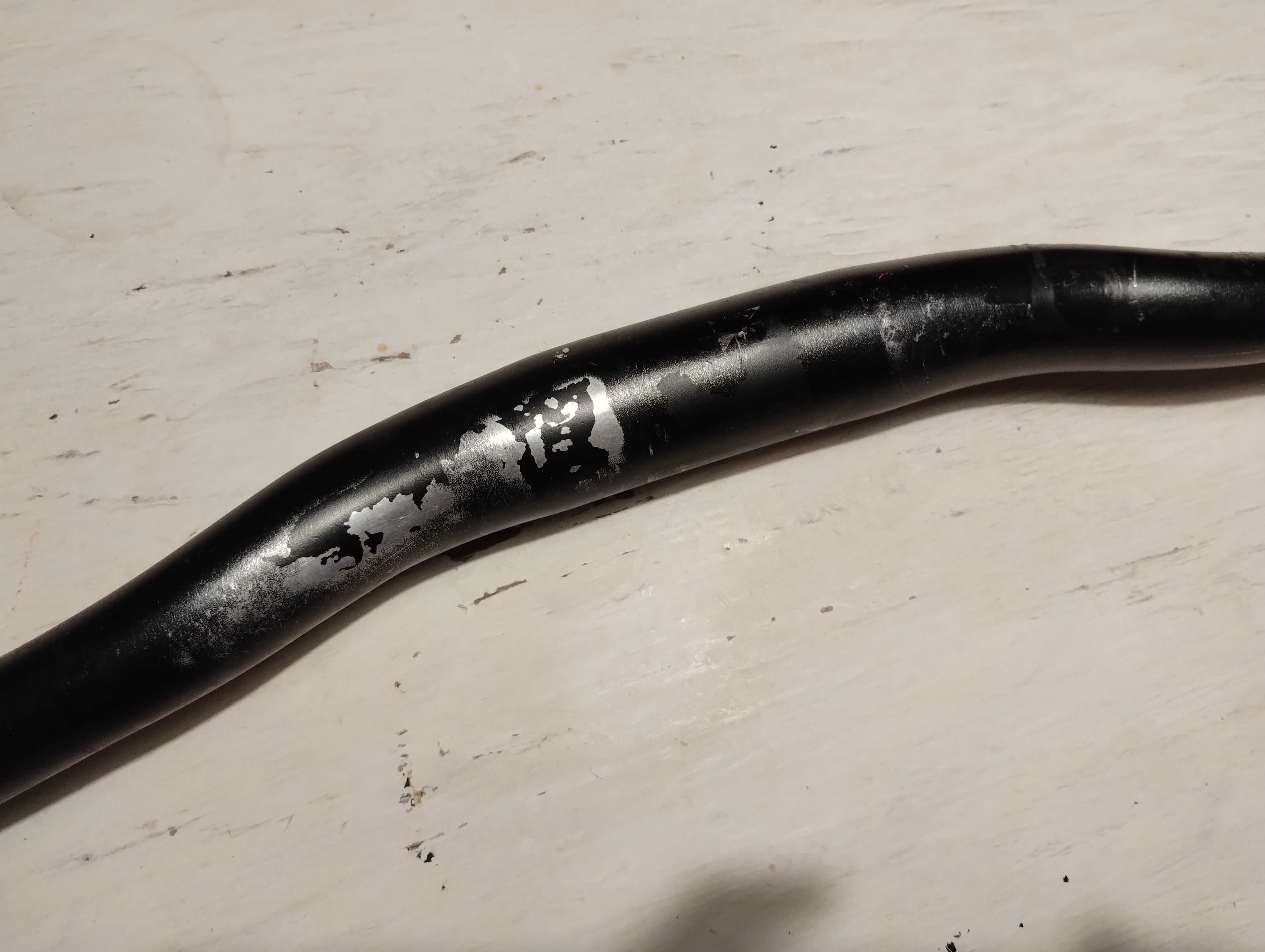 Kierownica do roweru aluminiowa 62,5cm 31,8mm 1i1/8'' 345g rowerowa
