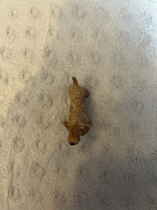 Brązowy piesek schleich