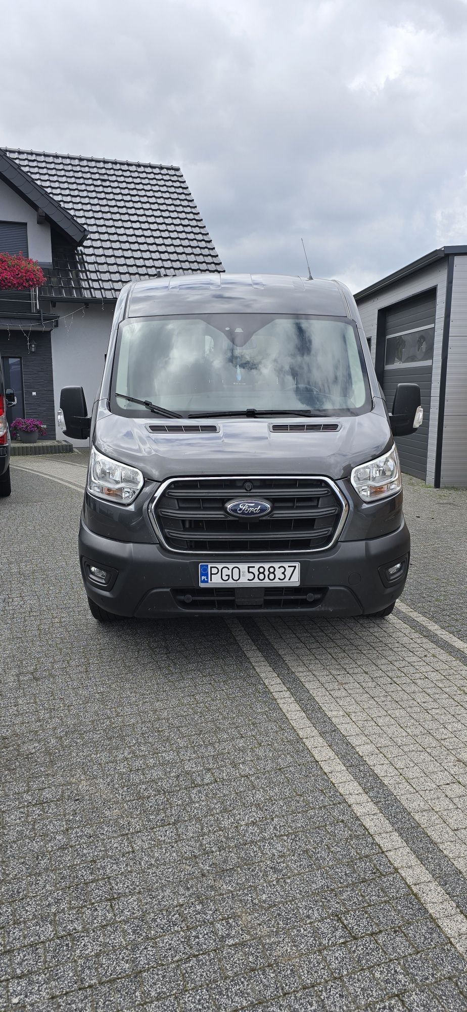 Wynajem busa 9 osoby