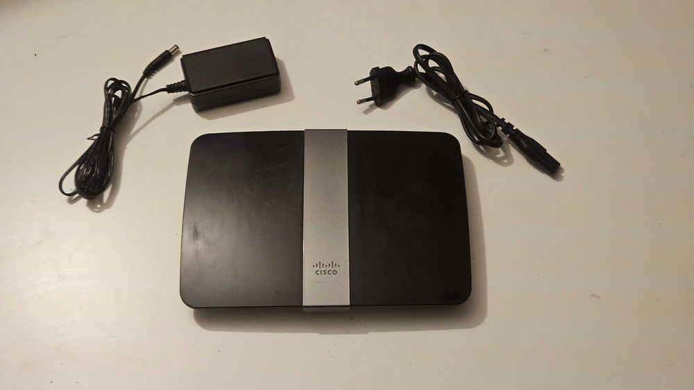 Router Linksys E4200 Dual-Band + DD-WRT