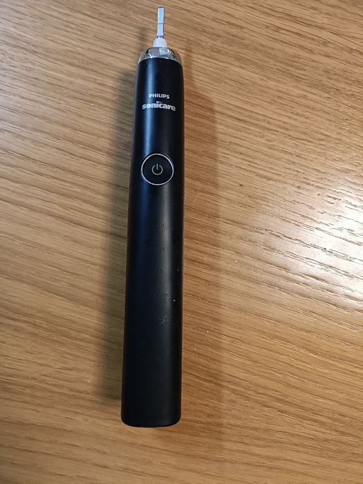 Philips sonicare szczoteczka soniczna HX9350, uszkodzona
