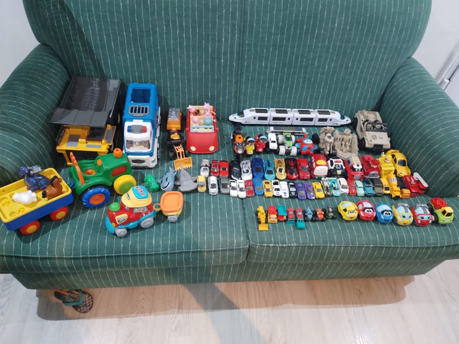 Sofá verde 2 ou 3 lugares