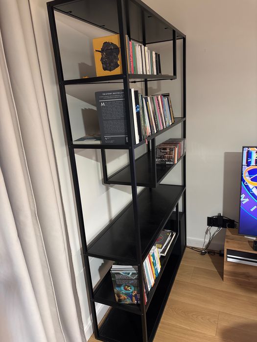 Regał w stylu loft