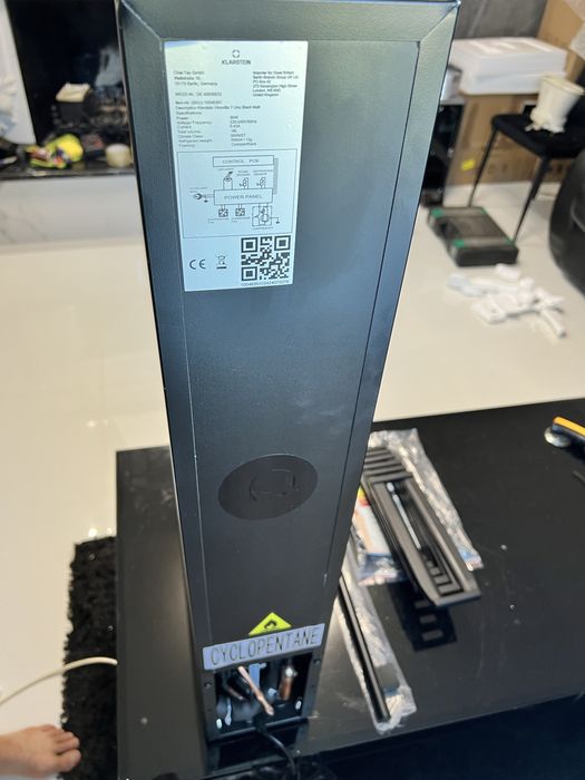 Холодильник винний вмонтований з Німечини Klarstein Vinovilla 10046351