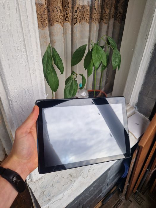 Планшет lenovo tb x104l    2/32