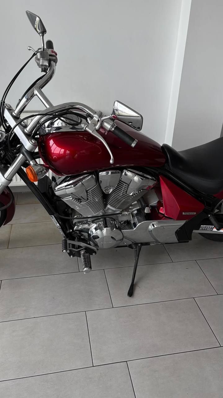 Honda VT1300 Sabre новый !