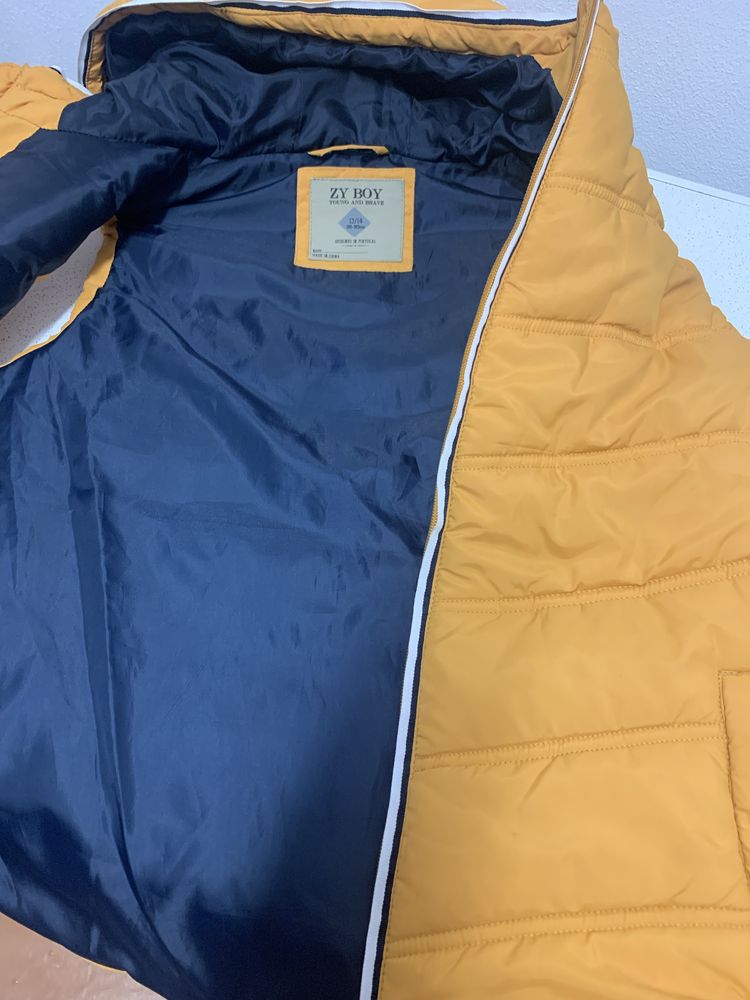 Colete da Zara com Capuz