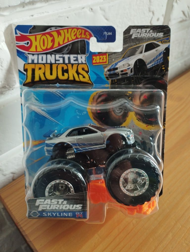 Hot wheels Monster Trucks Nissan Skyline Fast Furious