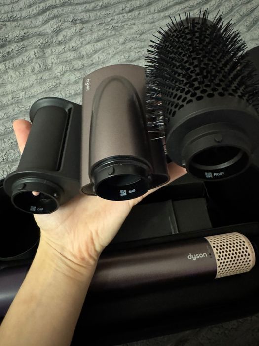 Dyson id стайлер ідеальний стан jusper plump