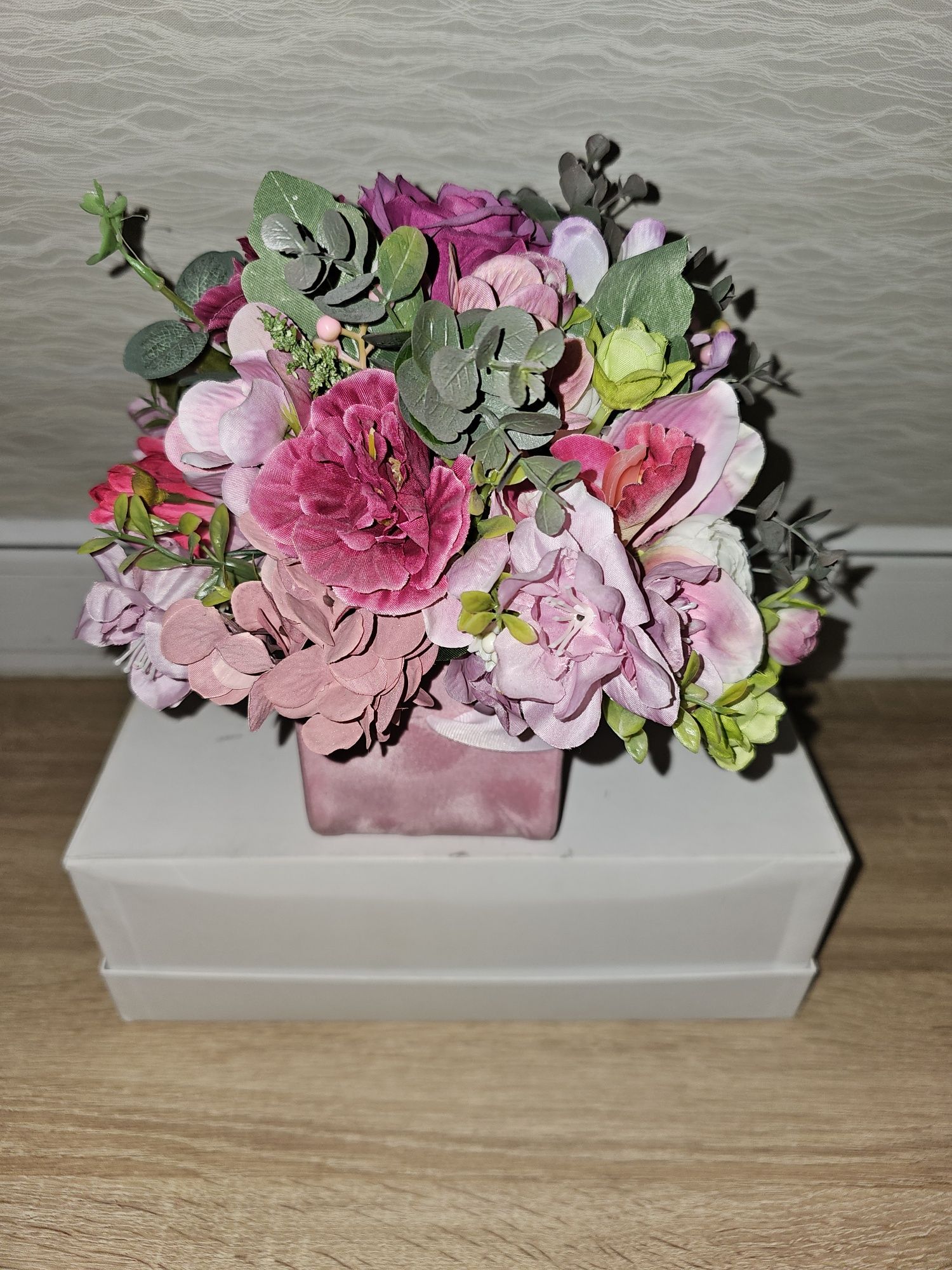 Flower box stroik kompozycja kwiatowa duży Komunia Święta Dzień Mamy